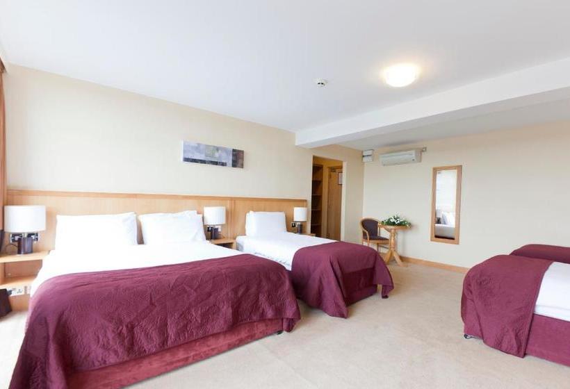 فندق Upton Court