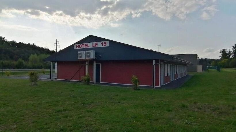 בית מלון כפרי Hôtel Le 15