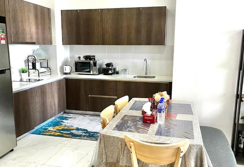 Golden Troika Kota Bharu   2 Bedrooms