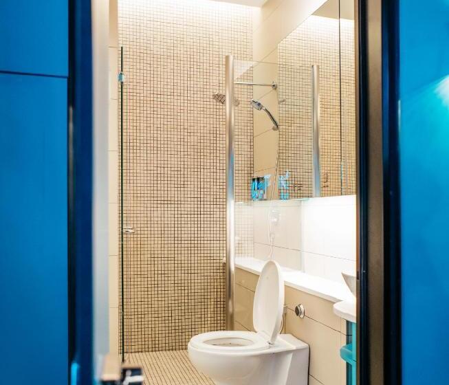 هتل Capsule Transit Klia 2    International Departure, Satellite Building, Level 2