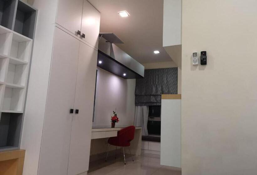 هتل Shaftsbury Residence Cyberjaya With Free Parking & Netflix
