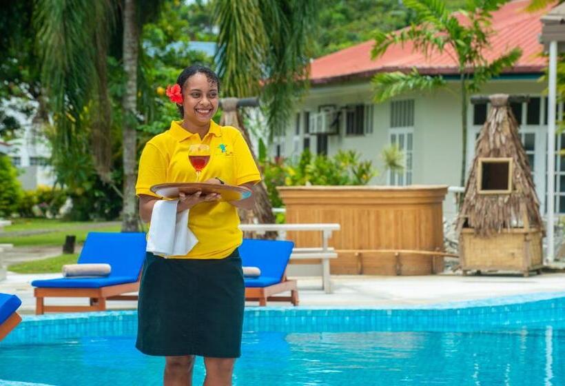 هتل Yatu Lau Lagoon Resort Fiji