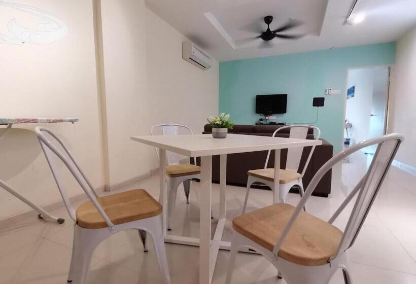 Marina Island Lumut Homestay By Goopro