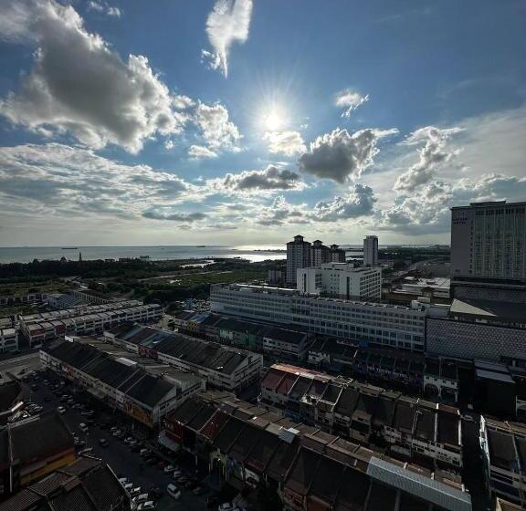 The Straits Melaka By Perfect Host