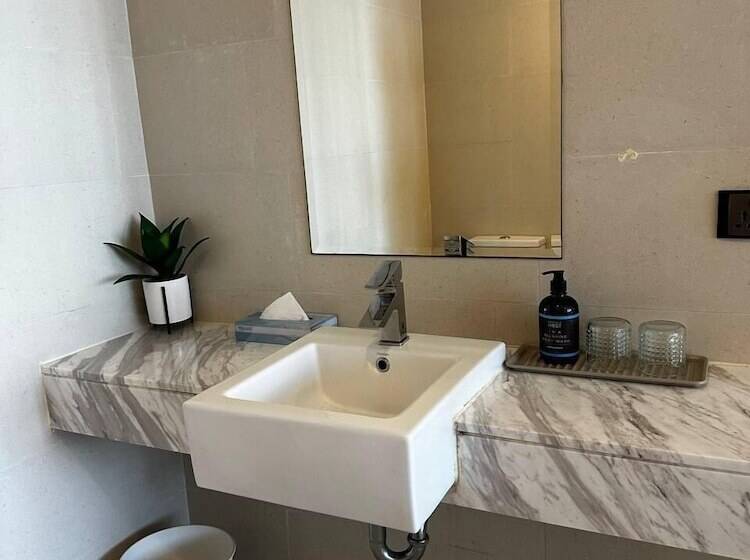 The Straits Melaka By Perfect Host