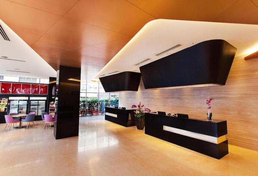 The Straits Melaka By Perfect Host