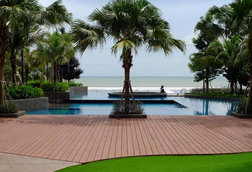 Timur Bay Seafront Residence By Damaifresh