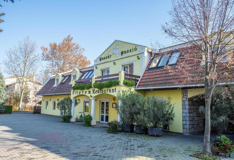 צימר Huszár Panzió és étterem