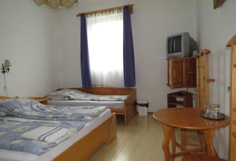 צימר Rézkakas Fogadó