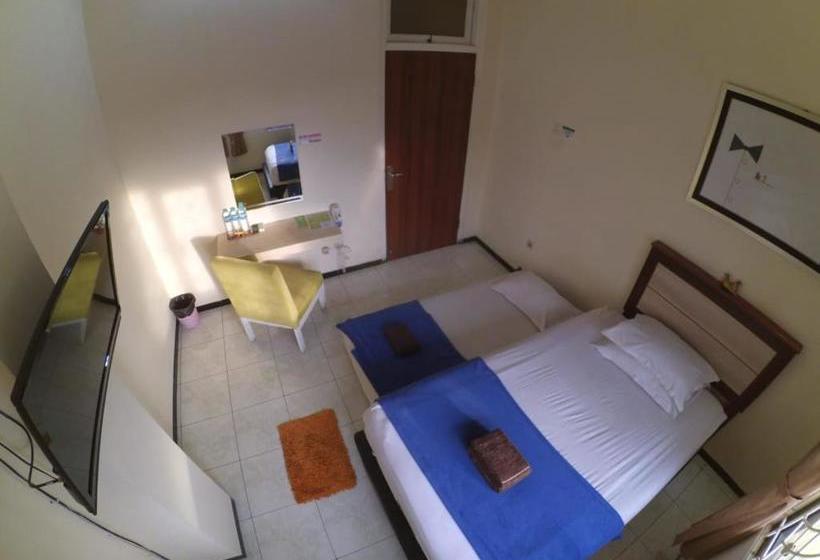 هتل Cabin  Sutomo