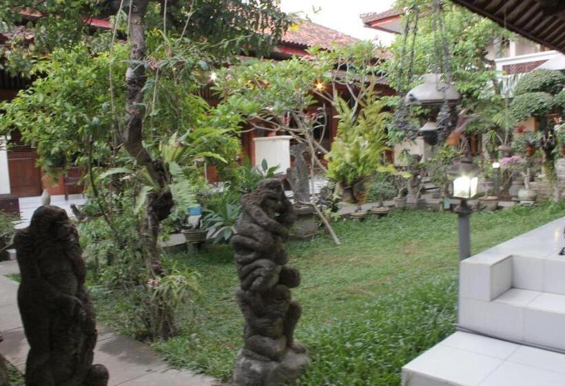 Отель Agung And Sue Watering Hole I