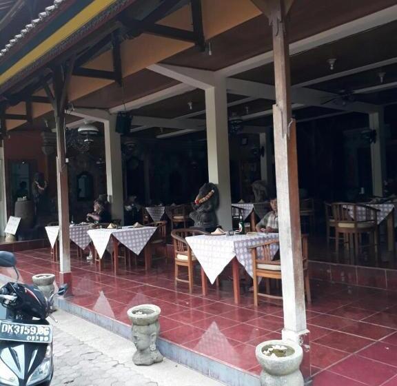 Отель Agung And Sue Watering Hole I