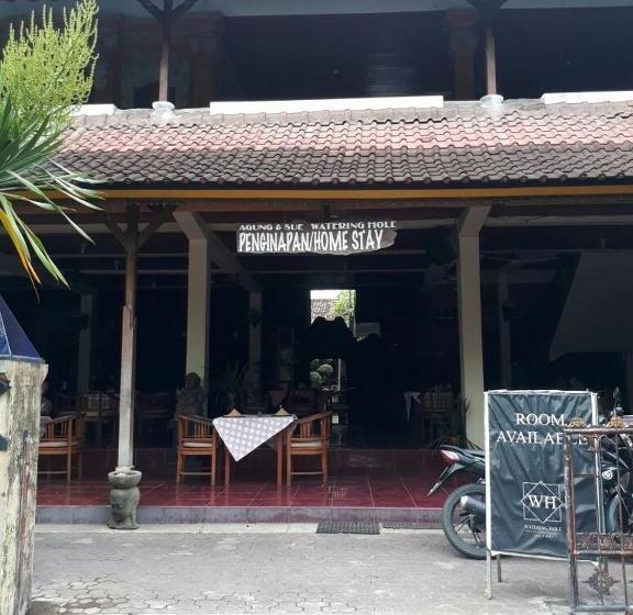 Отель Agung And Sue Watering Hole I