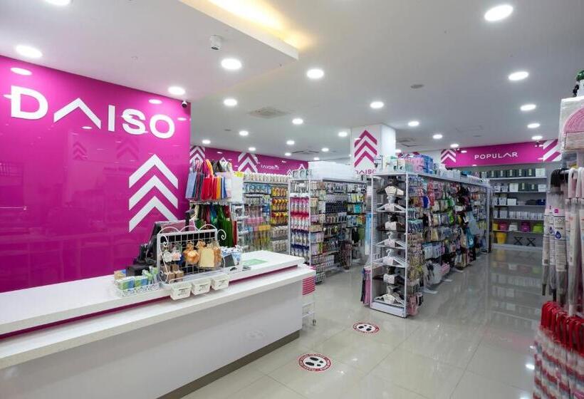 בית מלון כפרי Axia South Cikarang Service Apartment