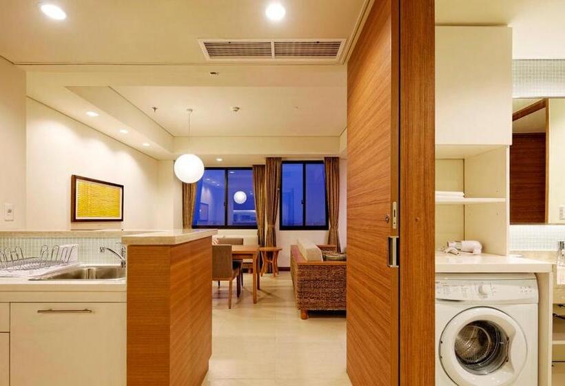 בית מלון כפרי Axia South Cikarang Service Apartment