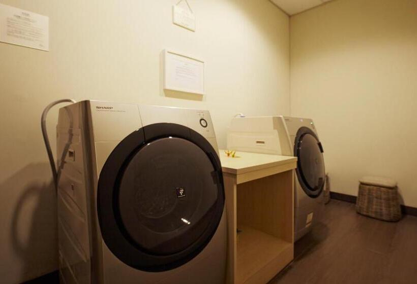 בית מלון כפרי Axia South Cikarang Service Apartment