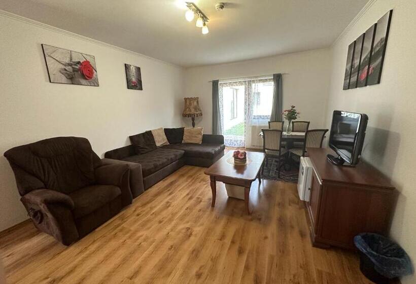 ホテル Boni Családi Wellness