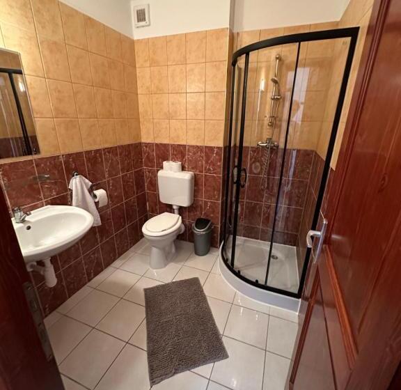 ホテル Boni Családi Wellness