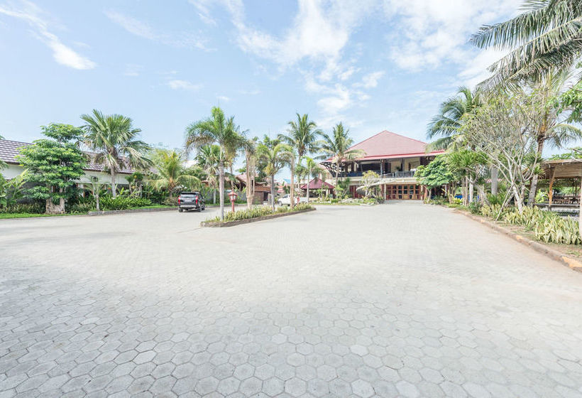 فندق Kampoeng Nelayan Resto And Villa