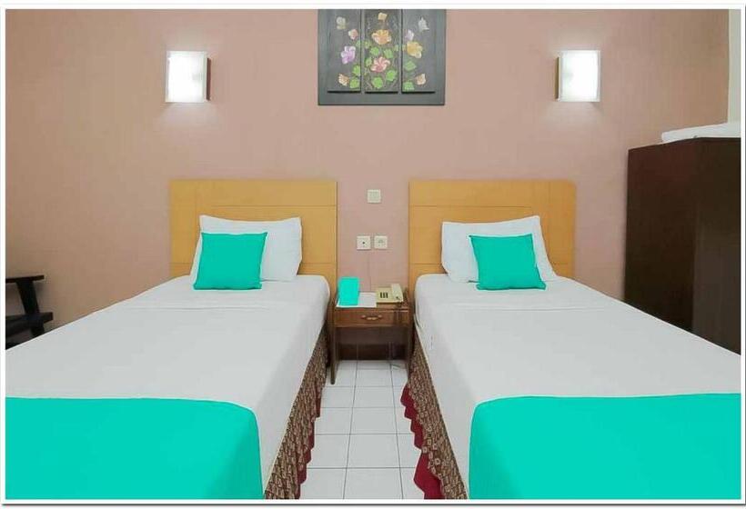 هتل Lestari Near Lippo Plaza Mall Jember Mitra Reddoorz