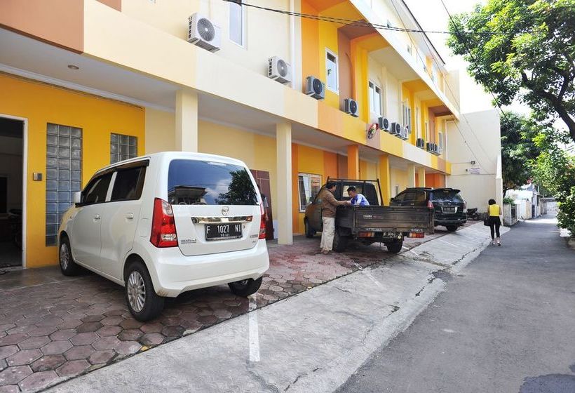 هتل Reddoorz @ Tebet Utara