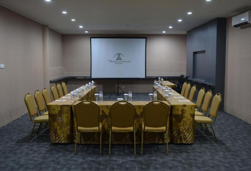 هتل The Singhasari Resort Batu