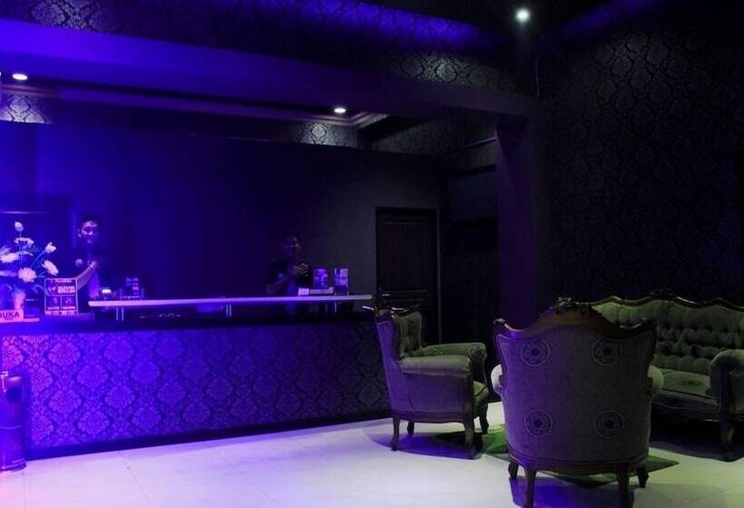 استراحتگاه Grand Malioboro