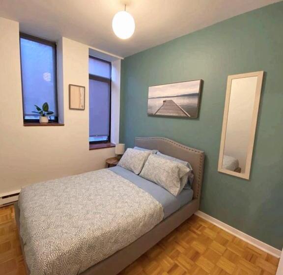 هتل Niagara Suites