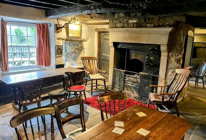 مبيت وإفطار The Green Dragon At Hardraw