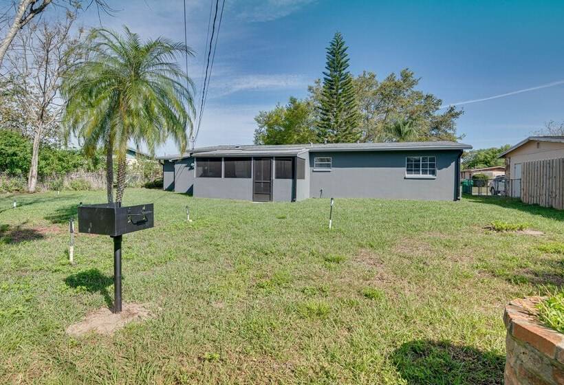 Cocoa Home W/ Large Yard: 3 Mi To Indian River!