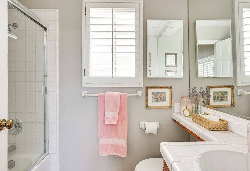 Escondido Home: Private Pool, 2 Grills & Fire Pit!