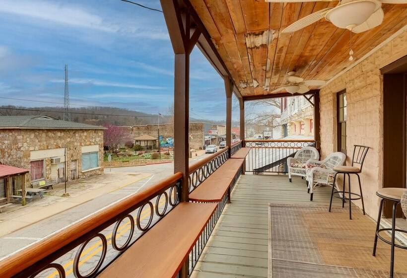 Historic Hardy Home W/ Game Room On Main Street