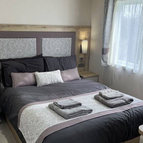 בית מלון כפרי Immaculate 3 Bed Lodge In Out Rawcliffe