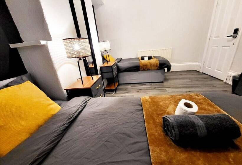 هتل Stay Sleep Rest   Grove Haven
