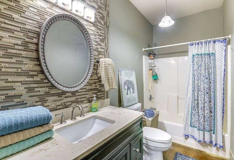 Inviting Wasilla Vacation Rental: 6 Mi To Big Lake