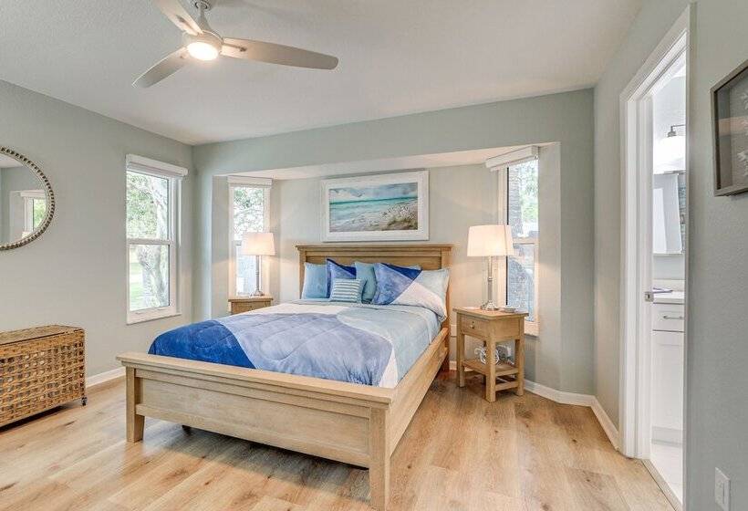 Port Charlotte Retreat W/ Heated Saltwater Pool!