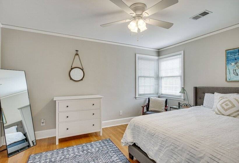 Updated Columbia Home W/ Patio   4 Mi To Usc!