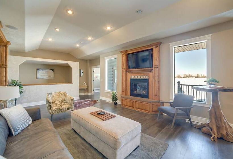 Rigby Home W/ Game Room & Fire Pit