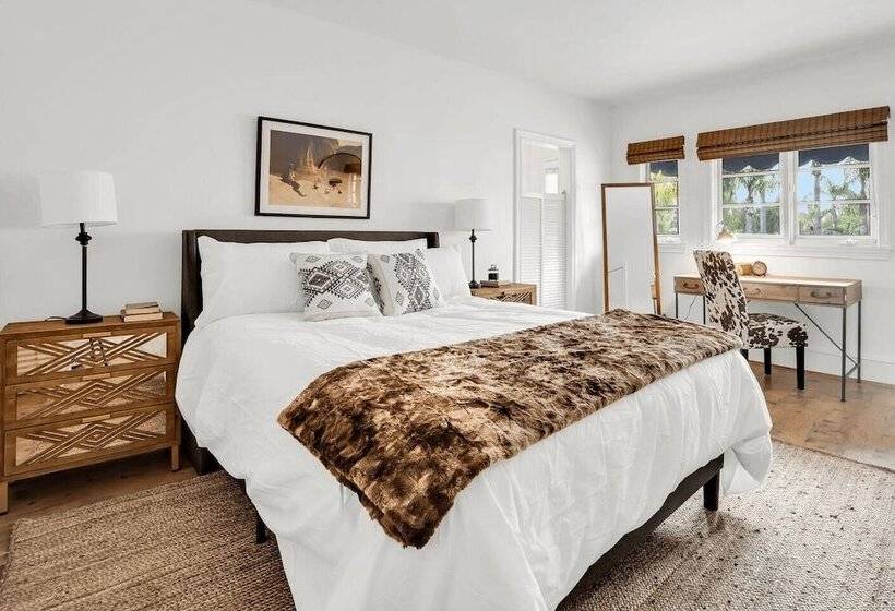 Cactus House By Avantstay Famous Cactus Compound