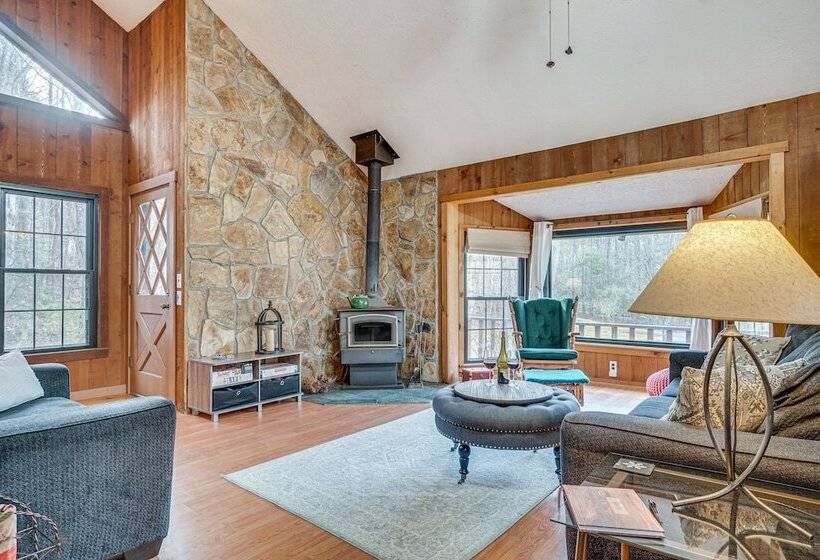 Charming Cabin W/ Fire Pit & Decks ~ 7 Mi To Helen