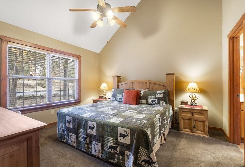 Creekside   2 Bdr Resort Cabin In Epic Location!