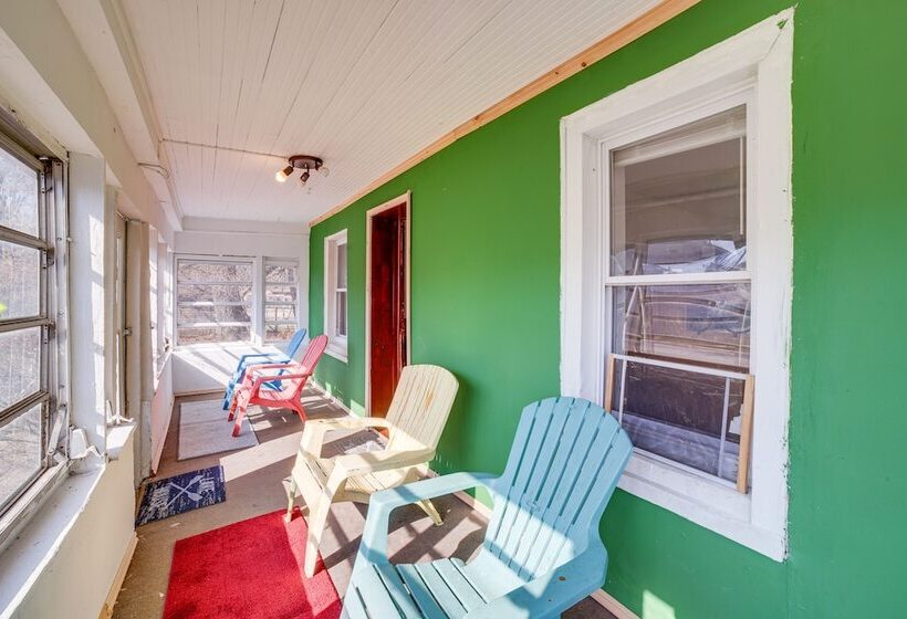 Dog Friendly Michigan City Home   3 Mi To Beach!