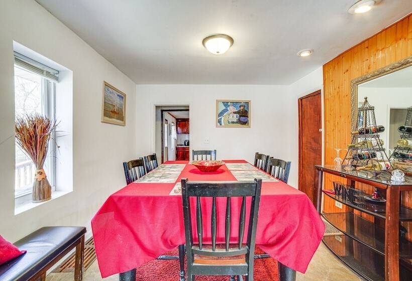 Dog Friendly Michigan City Home   3 Mi To Beach!