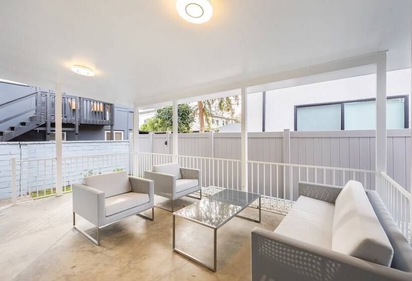 Fulton Buyout By Avantstay Sherman Oaks Estate + View