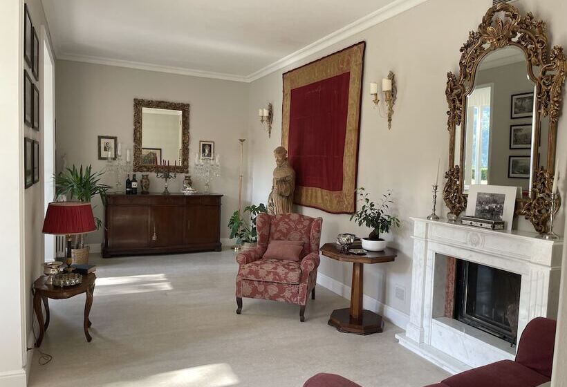 فندق فئة نجمة واحدة Burlamacchi Villas