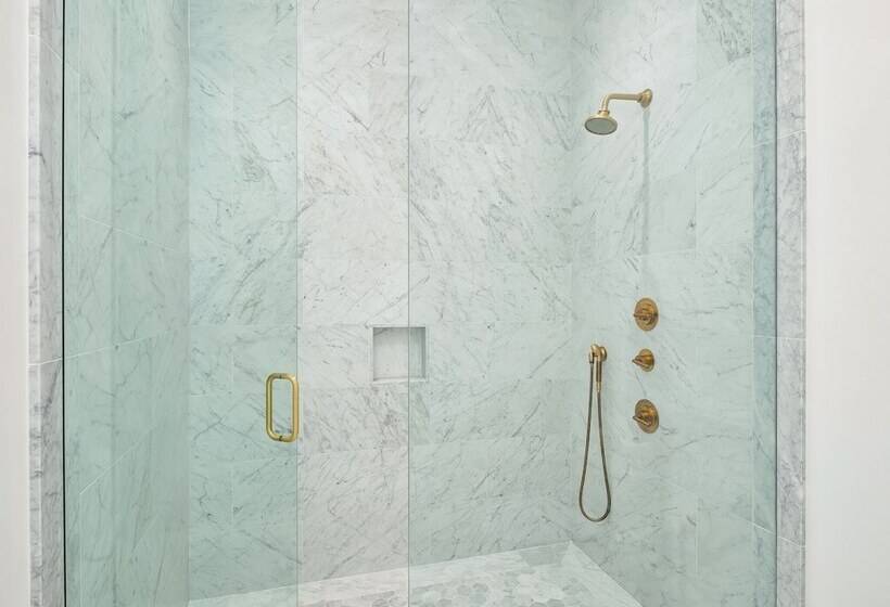 فندق Kaiya Beach Resort