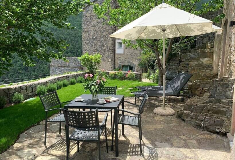 فندق Medieval Mountain Oasis With A Private Garden And Incredible Mountain View