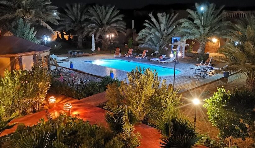 هتل Oasis Tilogui