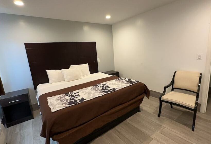 Lindenhurst Motel