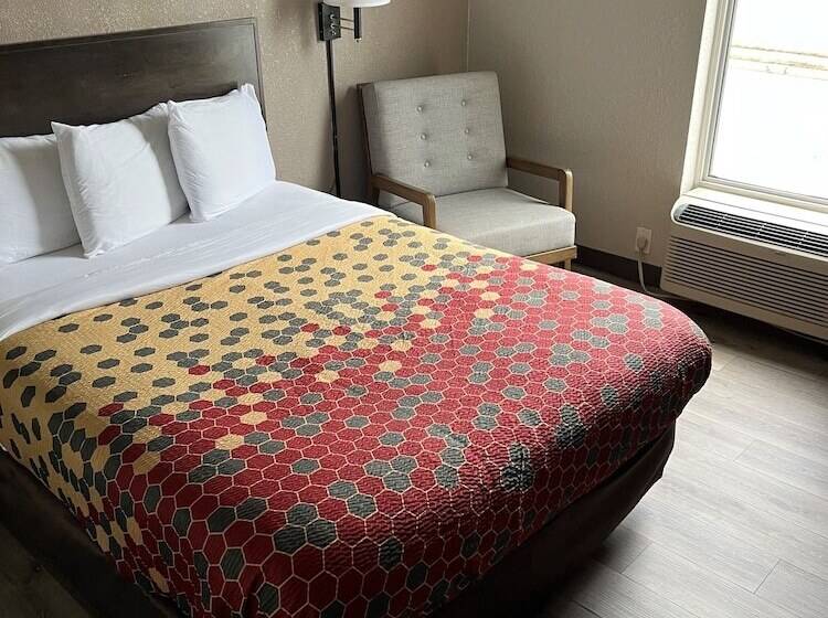 汽车旅馆  Red Carpet Inn